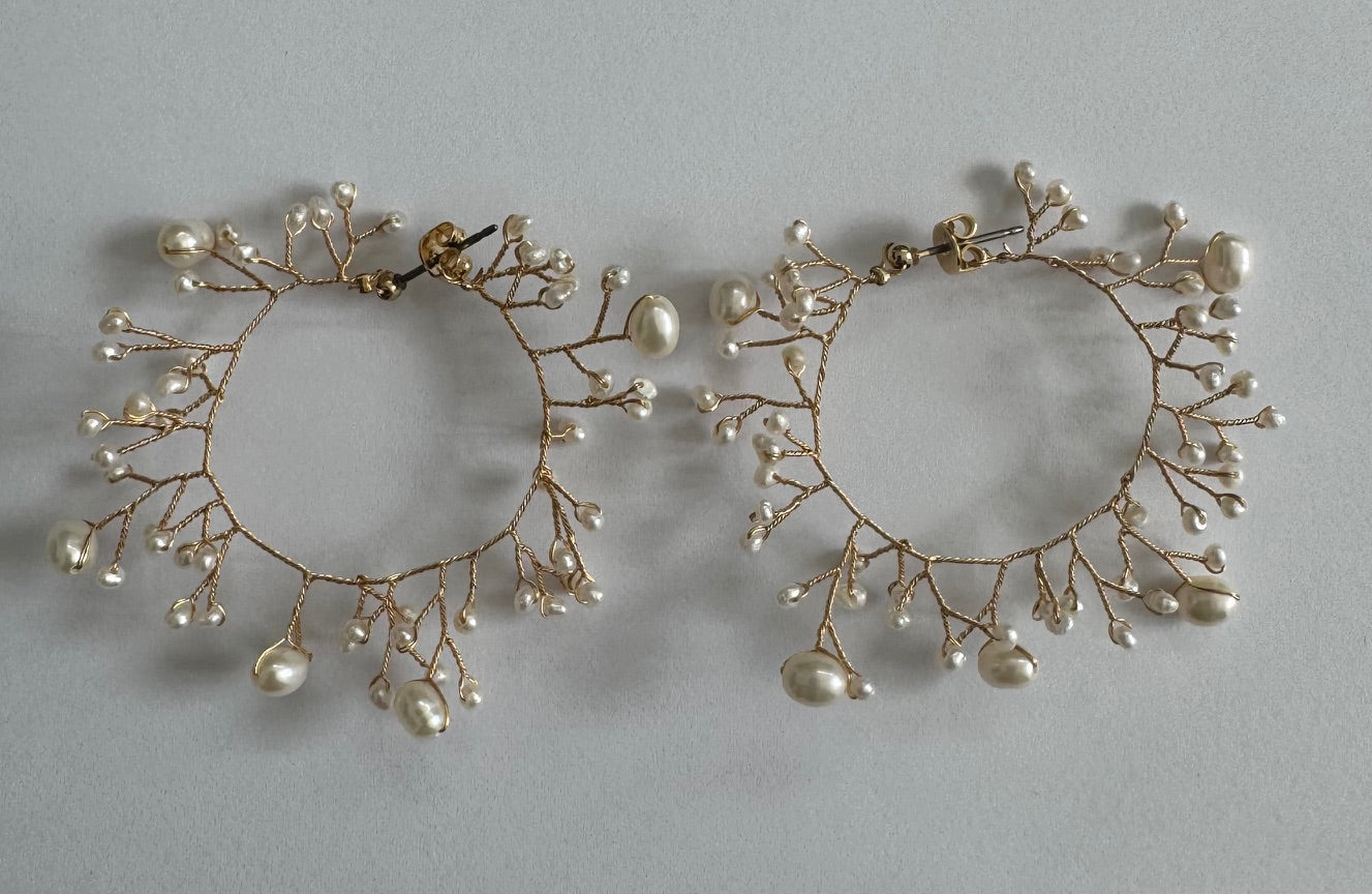 Lily Arch Hoop Earrings