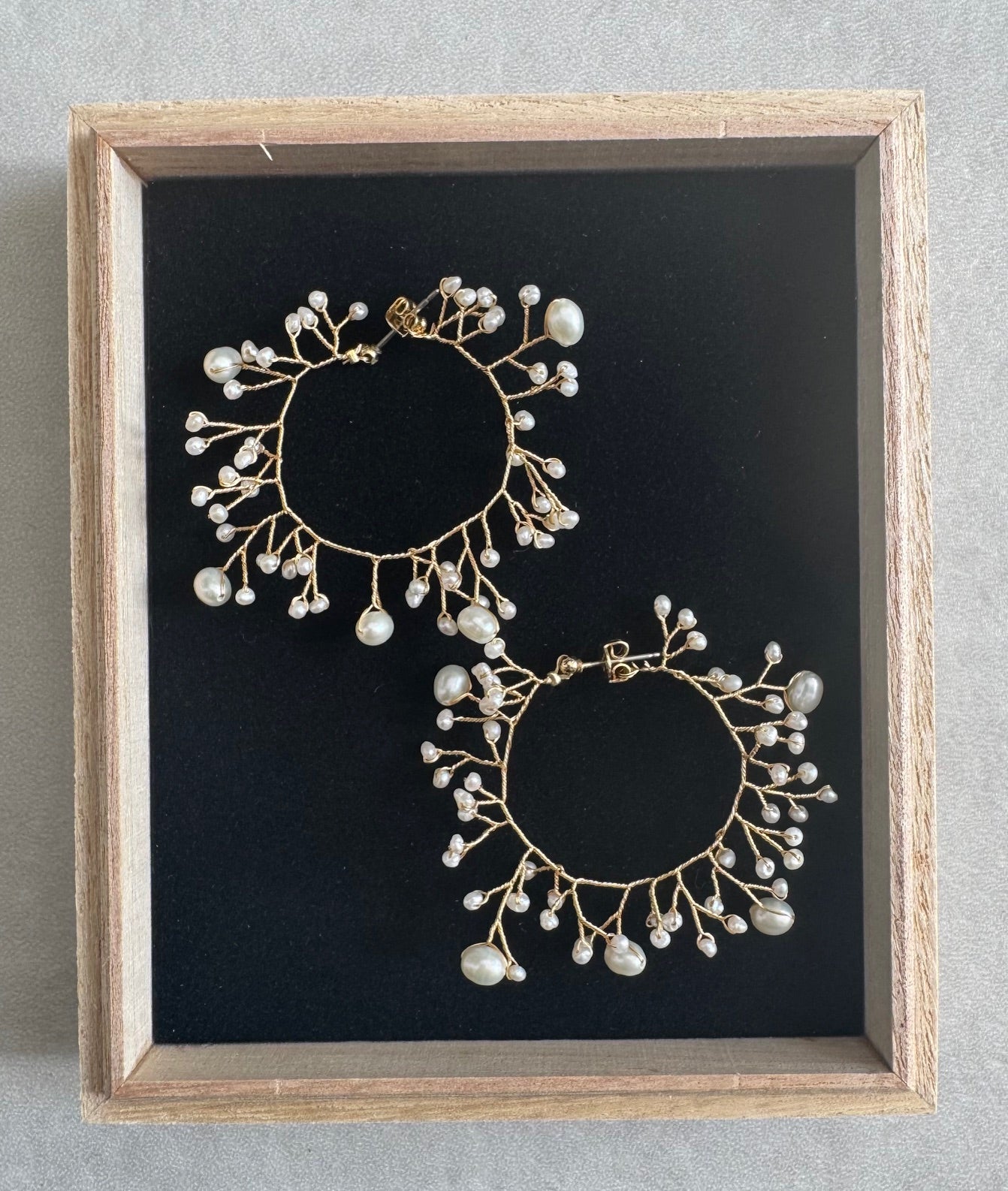 Lily Arch Hoop Earrings
