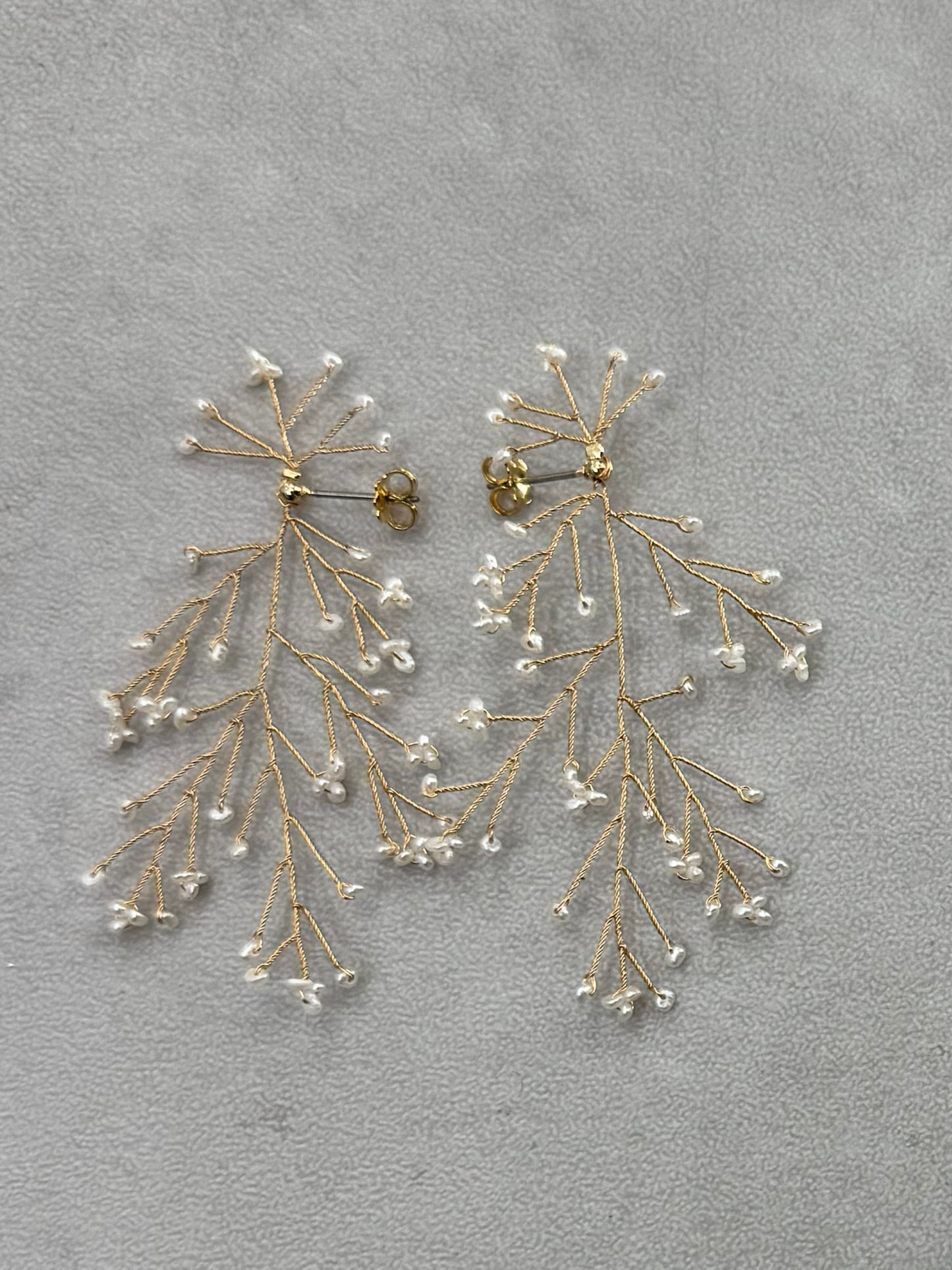 Mimosa Dew Short Pierced Earrings