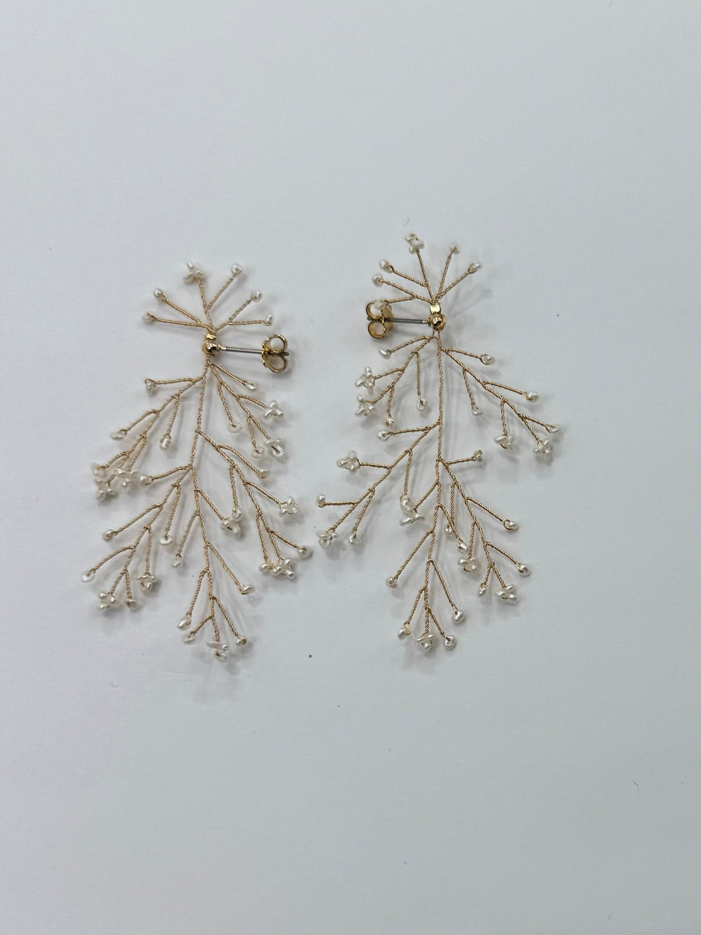 Mimosa Dew Short Pierced Earrings
